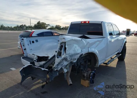 2022 Ram 2500 Tradesman 4X4 6'4" Box z USA, uszkodzony, nr VIN 3C6UR5CL9NG108573